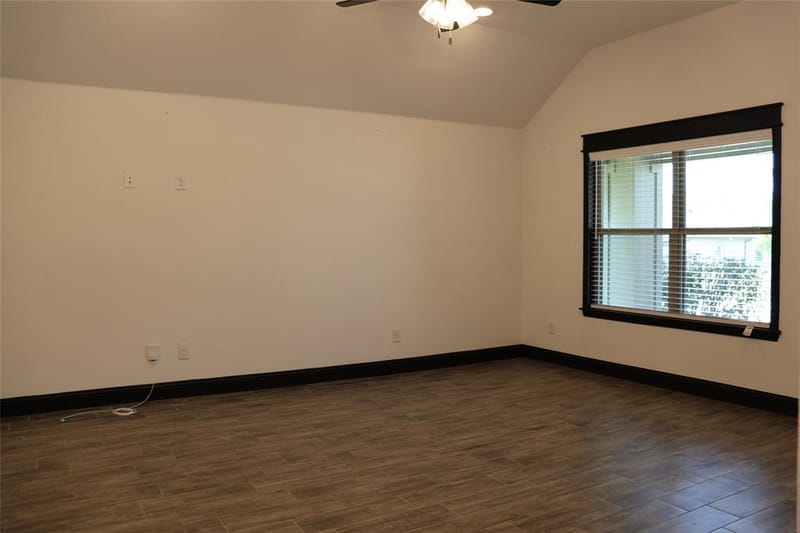 213 Clover Circle, Weatherford TX 76086 - Photo 14