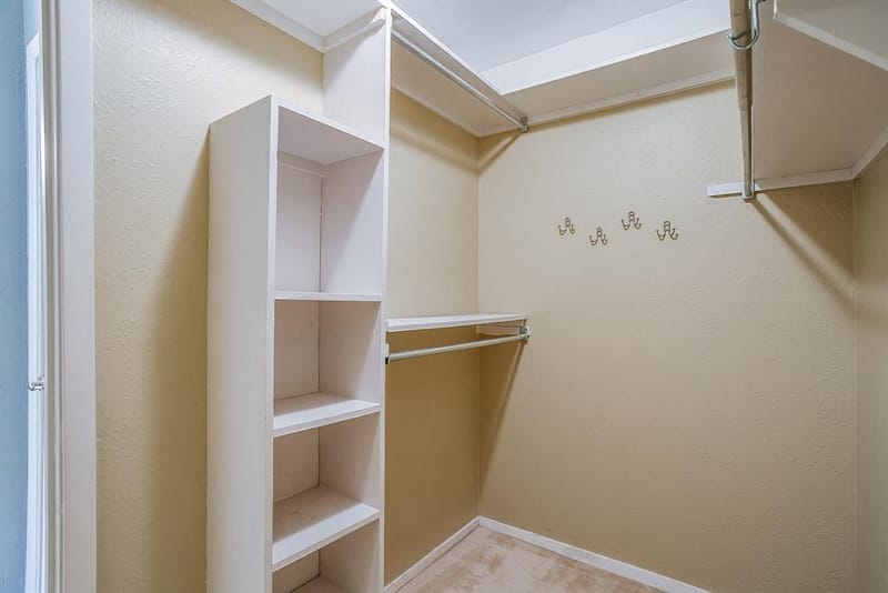 13845 Leinsper Green Street, Dallas TX 75240 - Photo 21