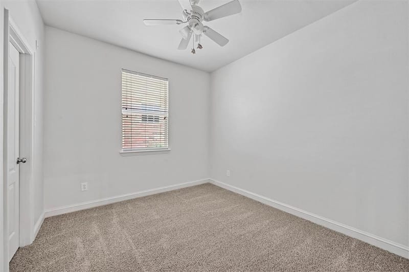 1711 Peregrine Drive, Corinth TX 76210 - Photo 22