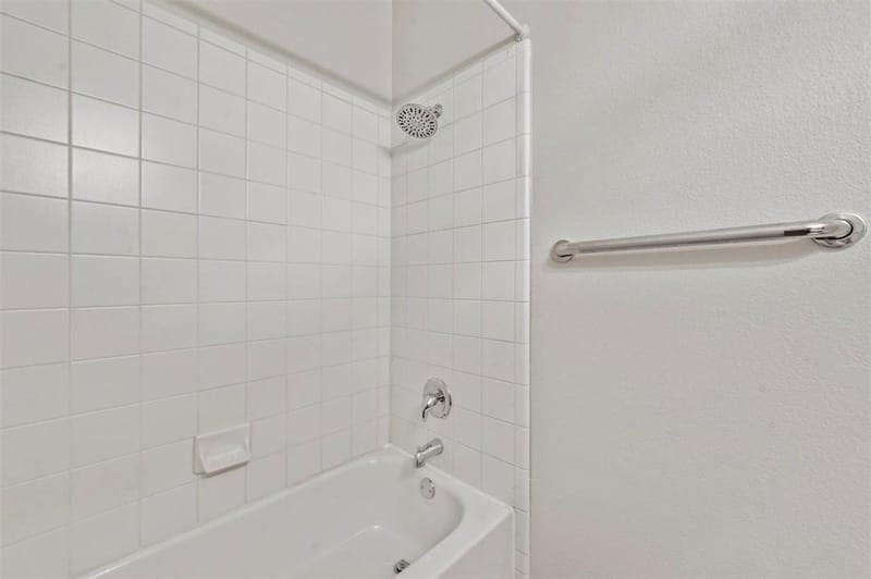 1711 Peregrine Drive, Corinth TX 76210 - Photo 24