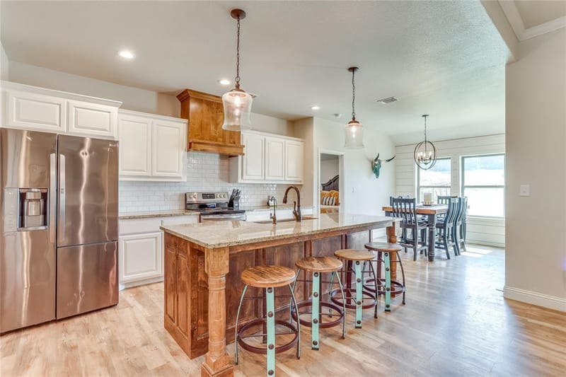 1000 Churchill Lane, Millsap TX 76066 - Photo 6