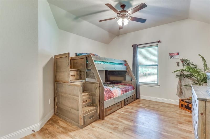 1000 Churchill Lane, Millsap TX 76066 - Photo 26
