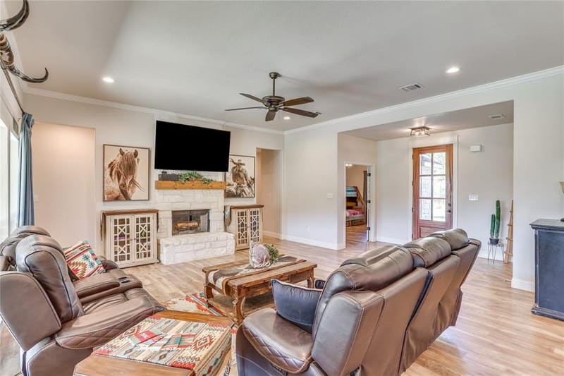 1000 Churchill Lane, Millsap TX 76066 - Photo 5
