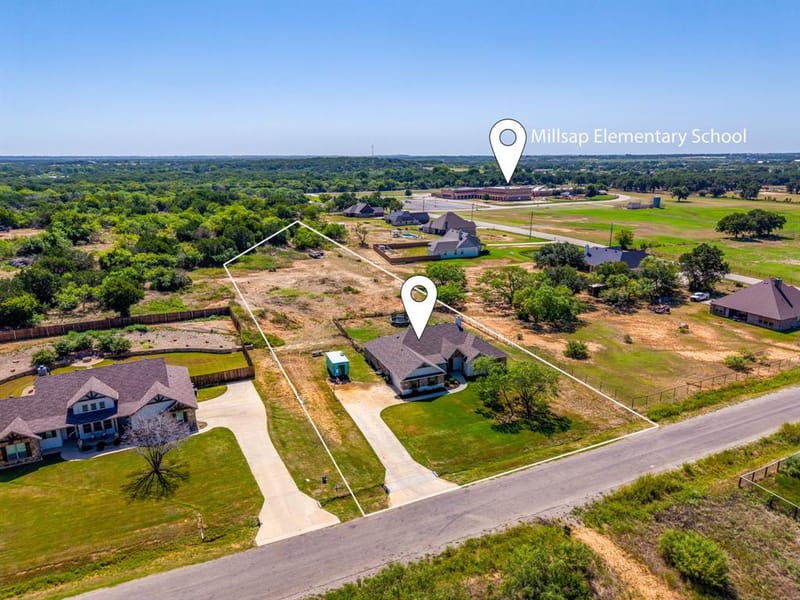 1000 Churchill Lane, Millsap TX 76066 - Photo 29