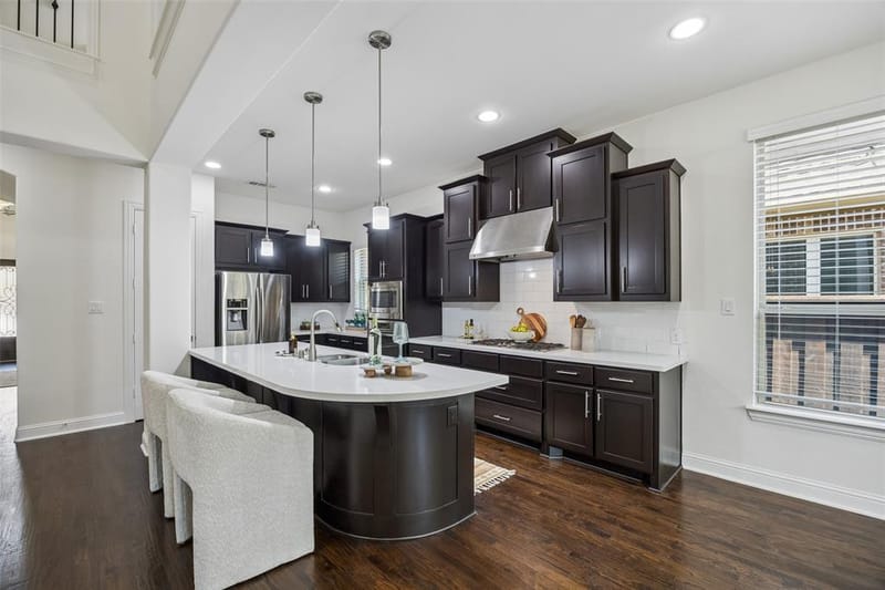 7266 Clementine Drive, Irving TX 75063 - Photo 11