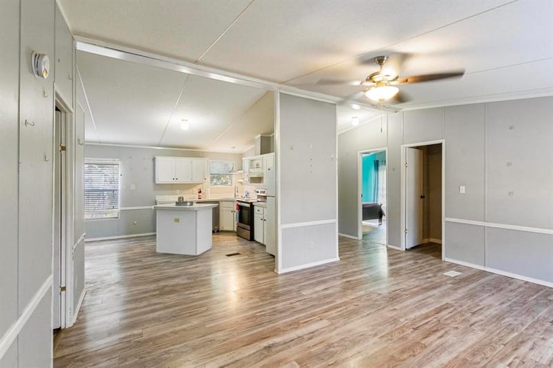 313 Hogan Lane, Whitesboro TX 76273 - Photo 10
