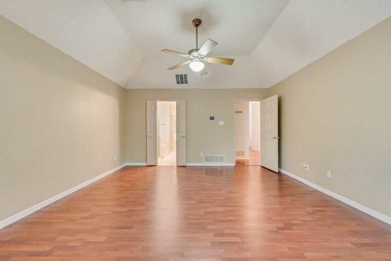 1022 Oak Tree Drive, Fort Worth TX 76140 - Photo 13