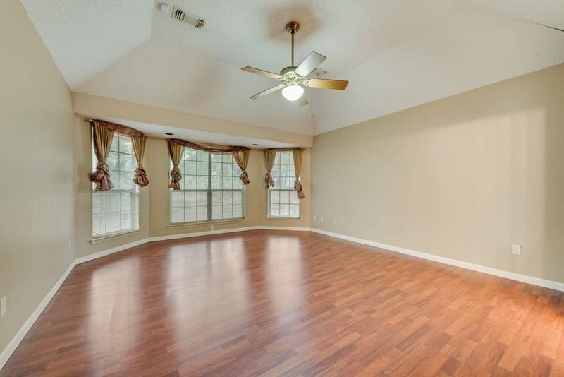 1022 Oak Tree Drive, Fort Worth TX 76140 - Photo 12