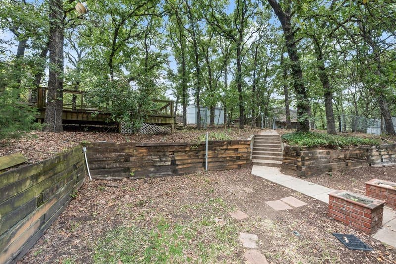 1022 Oak Tree Drive, Fort Worth TX 76140 - Photo 32