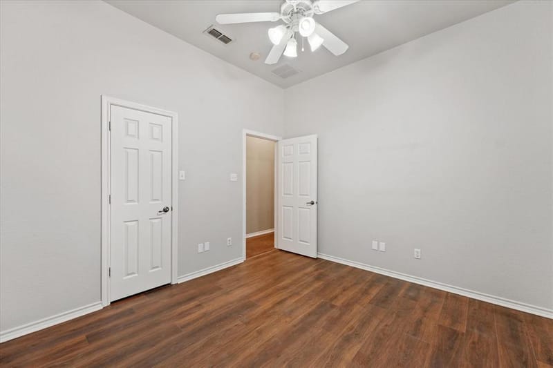 415 Valley View Lane, Krum TX 76249 - Photo 20