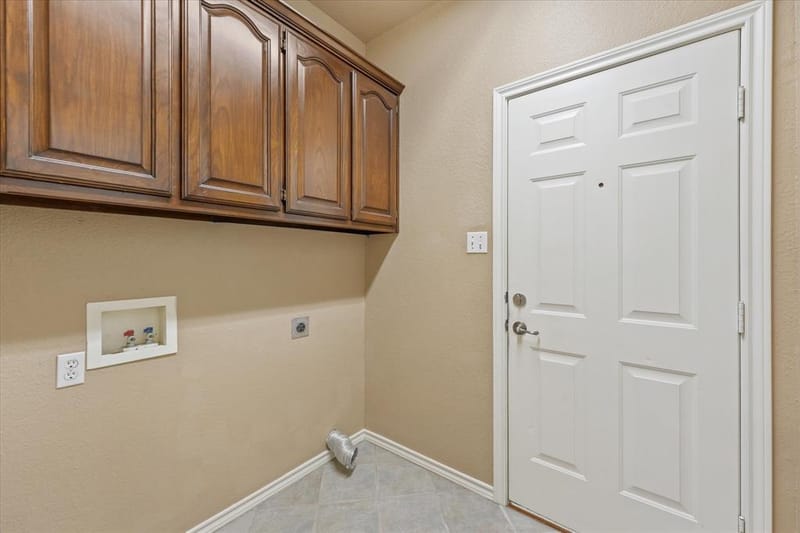 415 Valley View Lane, Krum TX 76249 - Photo 24