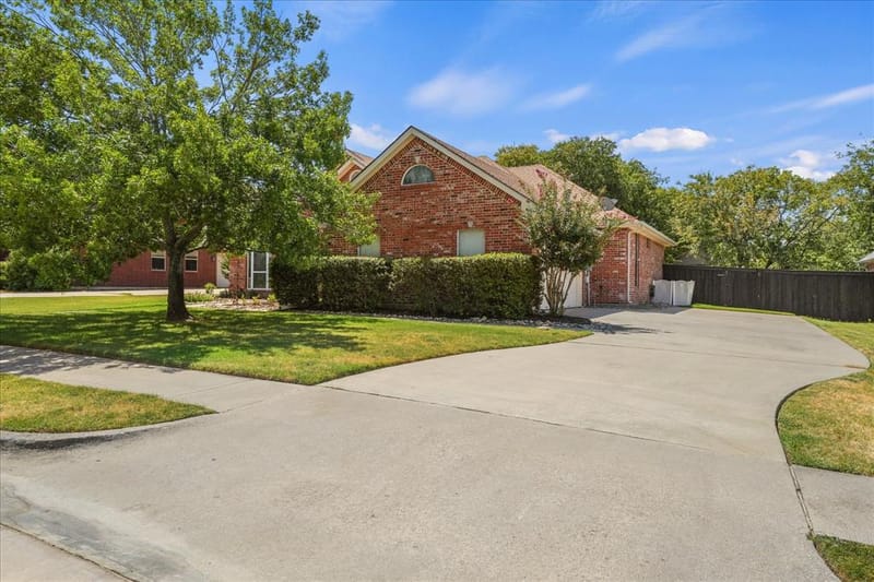 415 Valley View Lane, Krum TX 76249 - Photo 31