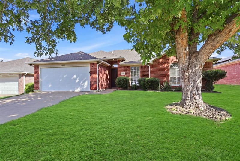 625 Jamie Lane, Mansfield TX 76063 - Photo 3
