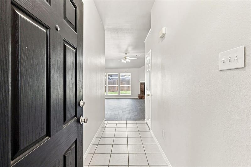 625 Jamie Lane, Mansfield TX 76063 - Photo 5