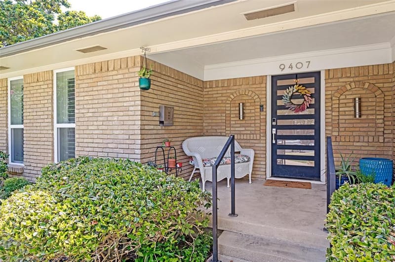 9407 Arborhill Drive, Dallas TX 75243 - Photo 6