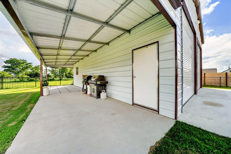 2446 Blackjack Oak Road, Oak Ridge TX 75161 - Photo 32