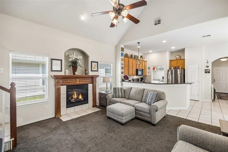 901 Wenk Drive, Aubrey TX 76227 - Photo 6