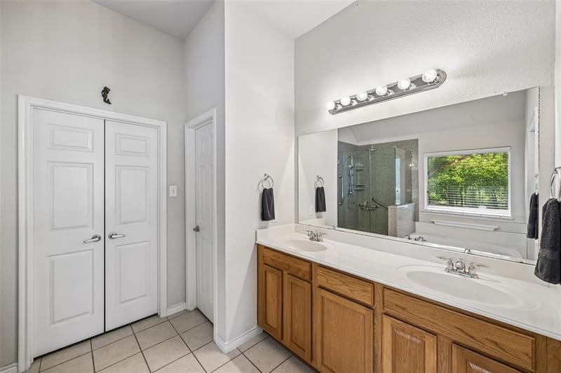 901 Wenk Drive, Aubrey TX 76227 - Photo 19