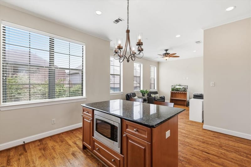1110 Emerson Park Lane, Irving TX 75063 - Photo 13