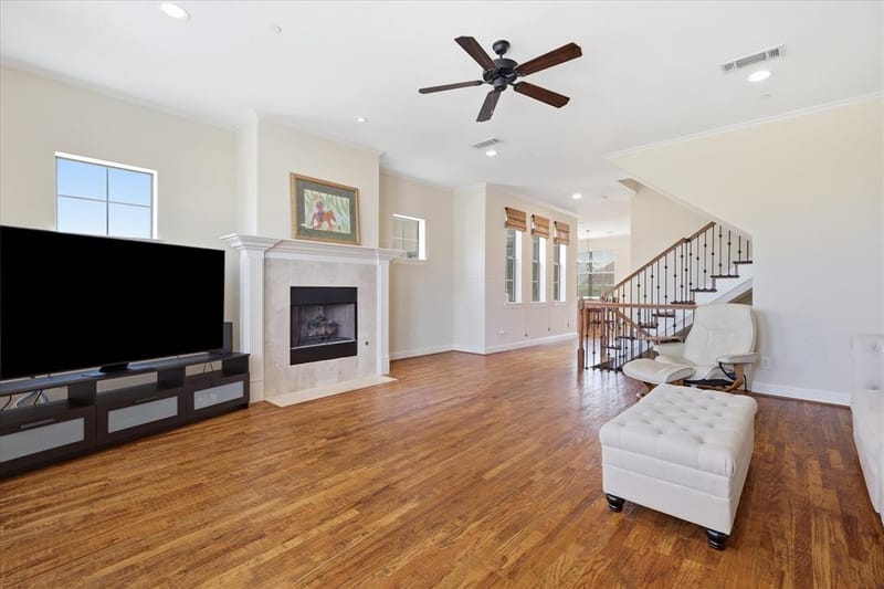 1110 Emerson Park Lane, Irving TX 75063 - Photo 10