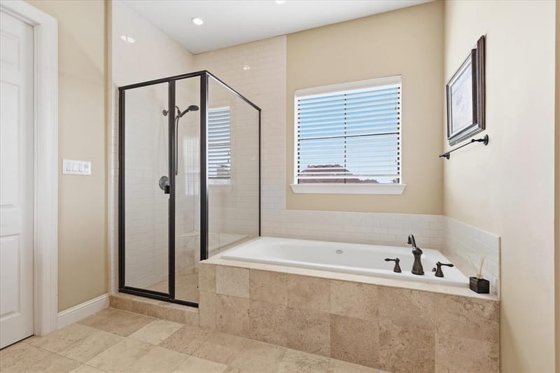1110 Emerson Park Lane, Irving TX 75063 - Photo 21