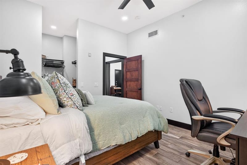 201 W Lancaster Avenue # 421, Fort Worth TX 76102 - Photo 16