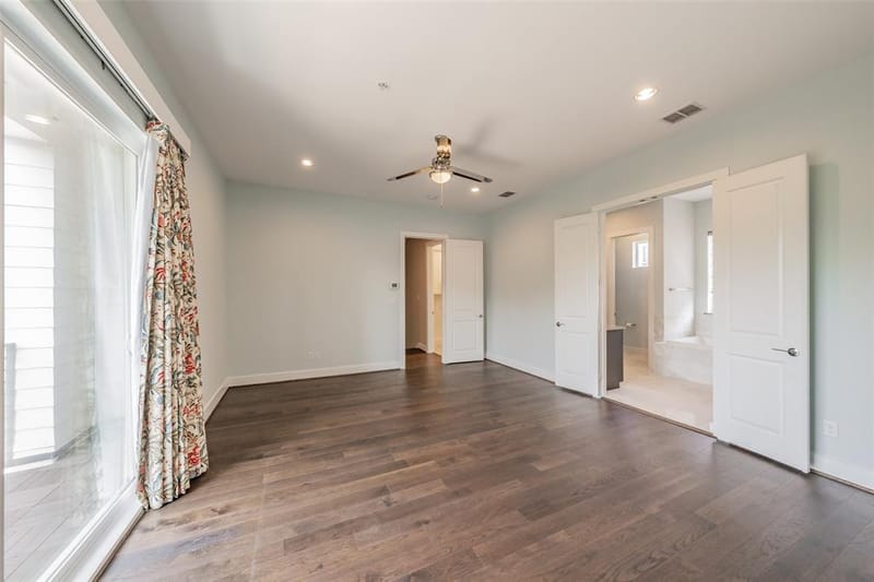 381 E Greenbriar Lane # 804, Dallas TX 75203 - Photo 23