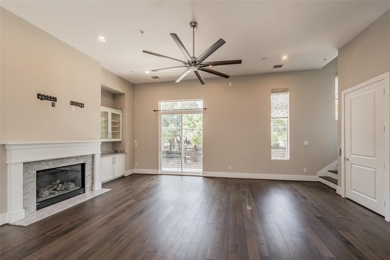 381 E Greenbriar Lane # 804, Dallas TX 75203 - Photo 16