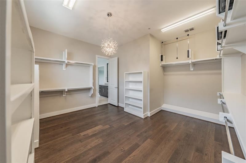 381 E Greenbriar Lane # 804, Dallas TX 75203 - Photo 28