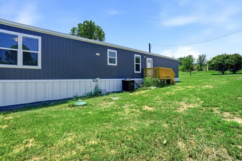 4318 Montana Trail, Granbury TX 76048 - Photo 2