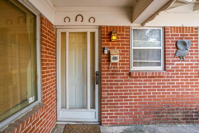 7205 Robinhood Lane, Fort Worth TX 76112 - Photo 5