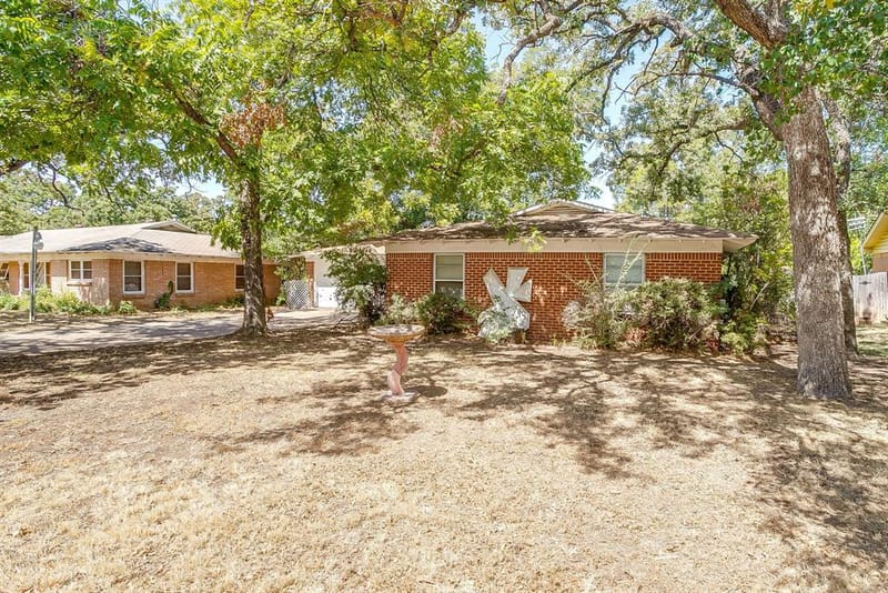 7205 Robinhood Lane, Fort Worth TX 76112 - Photo 4