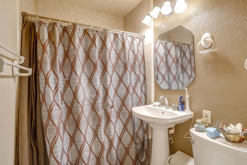 7205 Robinhood Lane, Fort Worth TX 76112 - Photo 21
