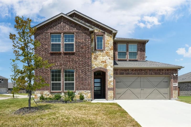 6037 Warrington Street, Celina TX 76227 - Photo 2