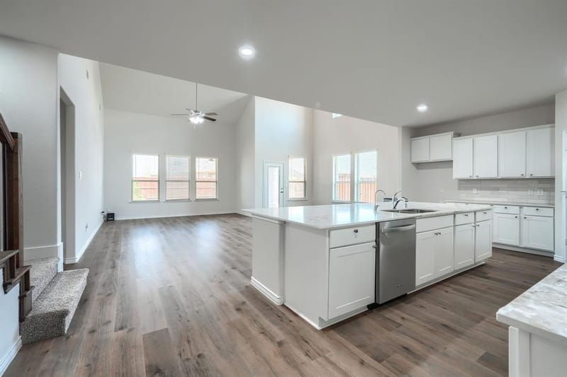 6037 Warrington Street, Celina TX 76227 - Photo 5