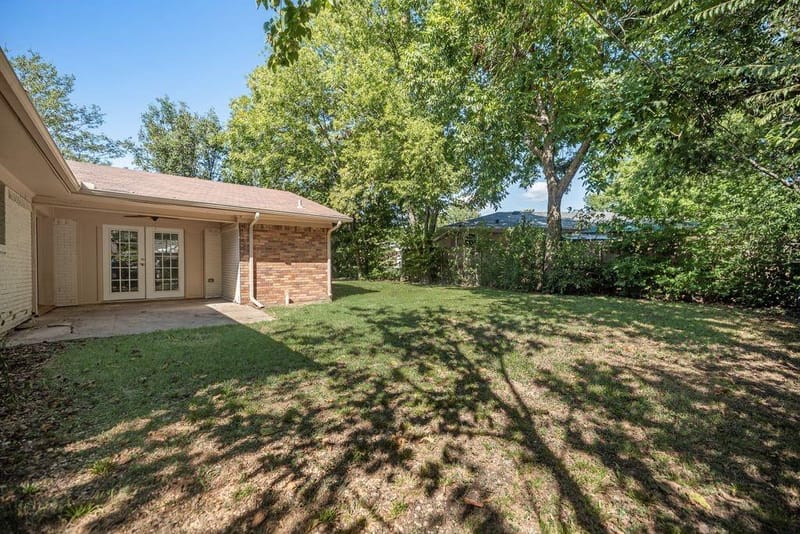 500 Kirven Avenue, Waxahachie TX 75165 - Photo 11