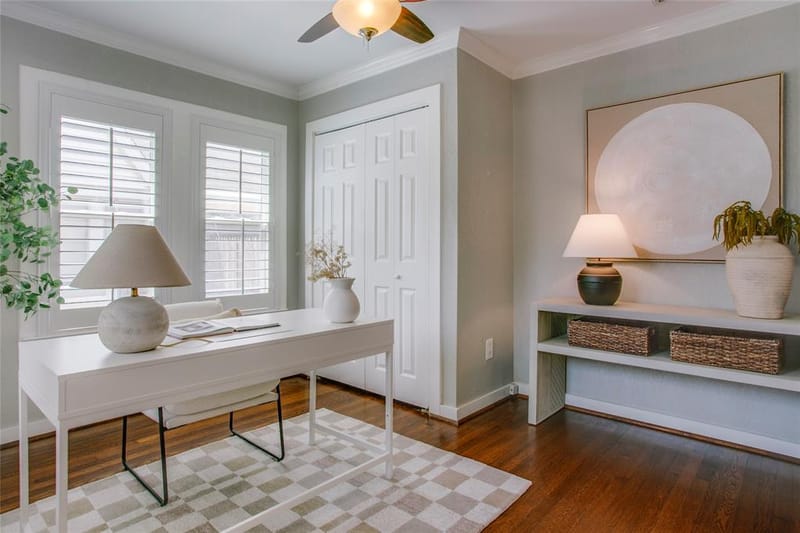 2745 Ivandell Avenue, Dallas TX 75211 - Photo 12