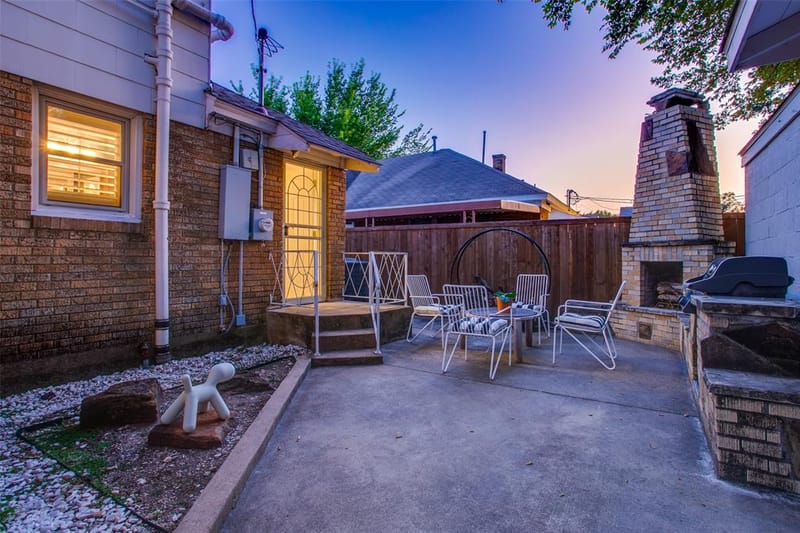 2745 Ivandell Avenue, Dallas TX 75211 - Photo 33