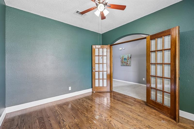 1910 Bentwood Court, Grapevine TX 76051 - Photo 16