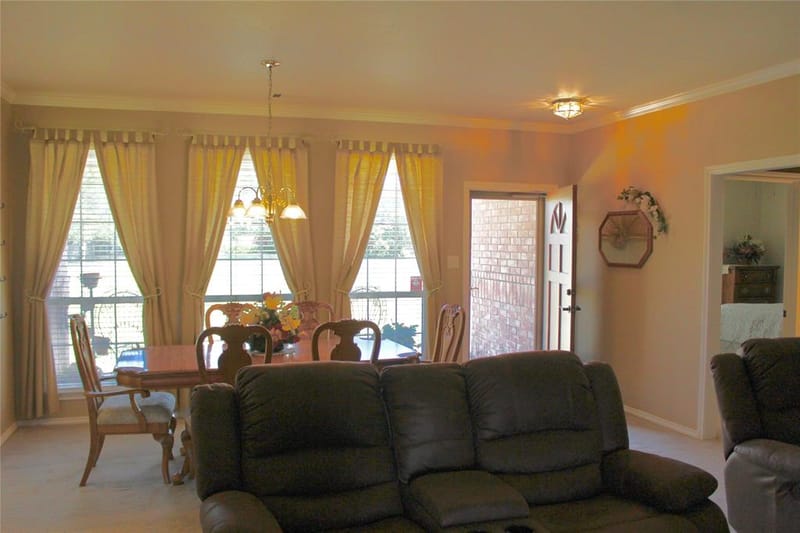 166 Meadowview Circle, Van Alstyne TX 75495 - Photo 13