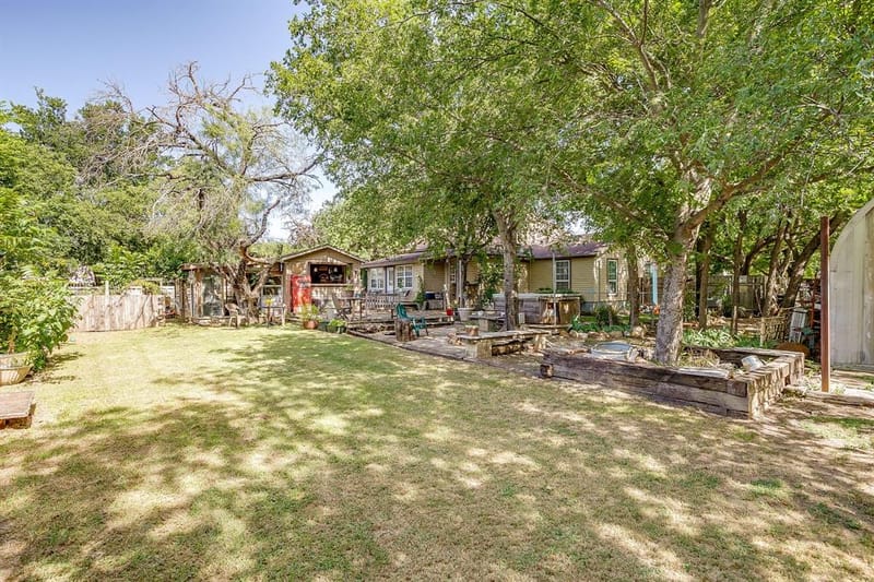 515 SW 13th Street, Mineral Wells TX 76067 - Photo 16