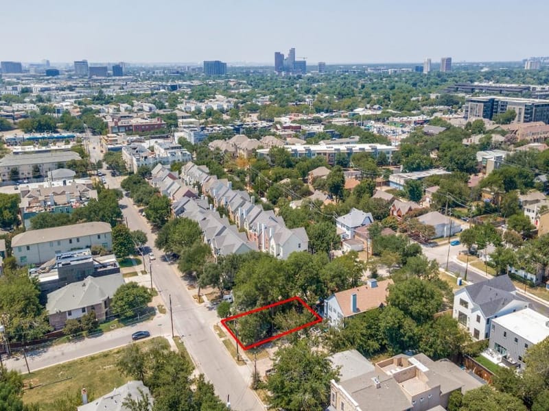 5903 Lewis Street, Dallas TX 75206 - Photo 4