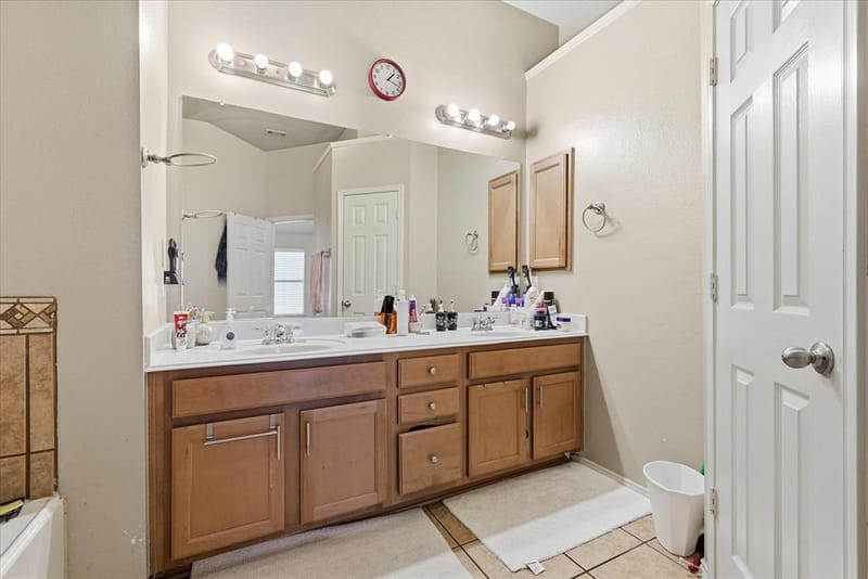 13875 Valley Mills Drive, Frisco TX 75033 - Photo 23