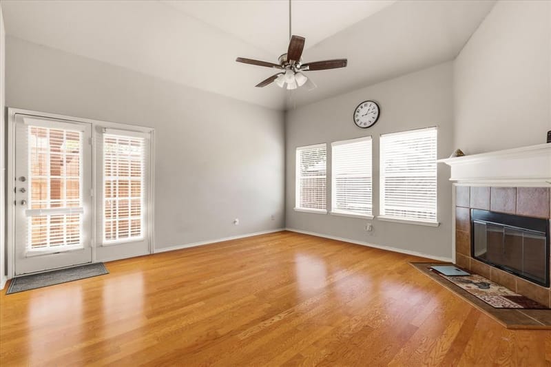13875 Valley Mills Drive, Frisco TX 75033 - Photo 12