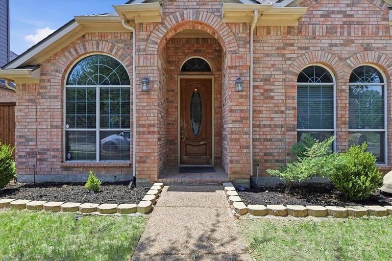 13875 Valley Mills Drive, Frisco TX 75033 - Photo 7