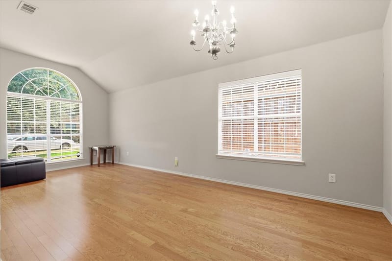 13875 Valley Mills Drive, Frisco TX 75033 - Photo 10