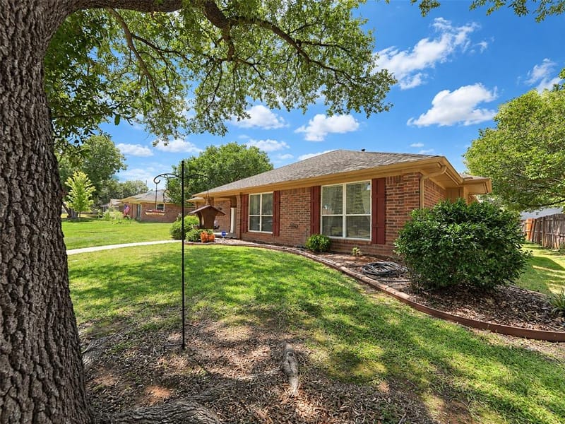 2136 Goldfinch Drive, Lewisville TX 75077 - Photo 26