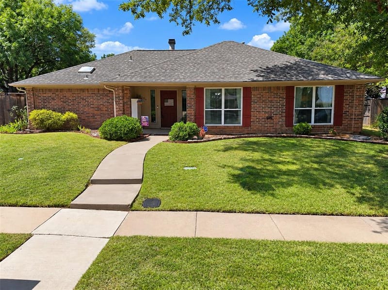 2136 Goldfinch Drive, Lewisville TX 75077 - Photo 33