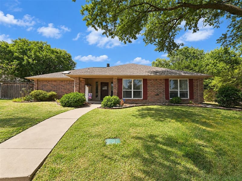 2136 Goldfinch Drive, Lewisville TX 75077 - Photo 29