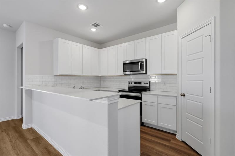 1710 Acts Lane, Ennis TX 75119 - Photo 4
